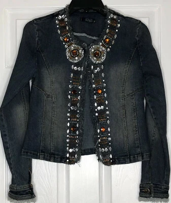 Chaqueta vaquera Metro para mujer talla mediana excelente estado con muchos adornos con cuentas Foto 1 de 4