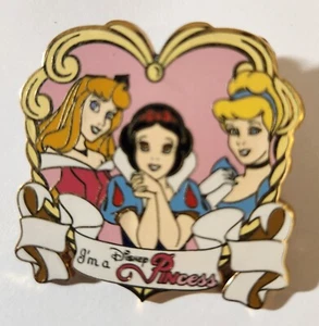 DISNEY OFFICIAL PIN - I’M A DISNEY PRINCESS - AURORA, SNOW WHITE, AND CINDERELLA - Picture 1 of 2