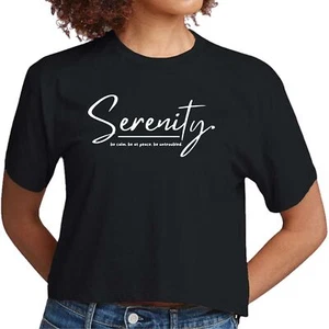 Camiseta gráfica recortada para mujer - Serenity - Be Calm be at Peace - Imagen 1 de 36