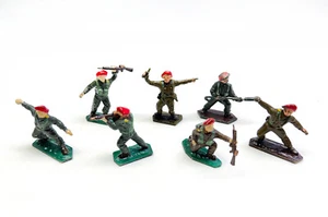Figuras de plástico vintage de paracaidistas británicos estrella solitaria x7 L1 - Imagen 1 de 4