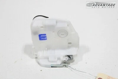 MITSUBISHI OUTLANDER SPORT 2011-23 CIERRE DE PESTILLO DE PUERTA DELANTERA DERECHA OEM Foto 1 de 4