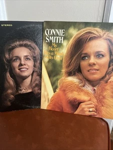Connie Smith - Two Vinyl Lot - Picture 1 of 3