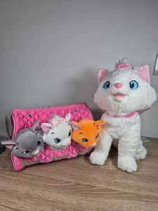 Disney Store Aristocats Marie, Toulouse, Berlioz Plush Cats In Bag Plus Big Mari - Picture 1 of 9