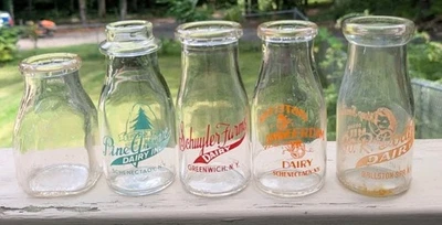 5 Vintage Pint Size Milk Bottles Lot Upstate New York Collection - Image 1 of 4