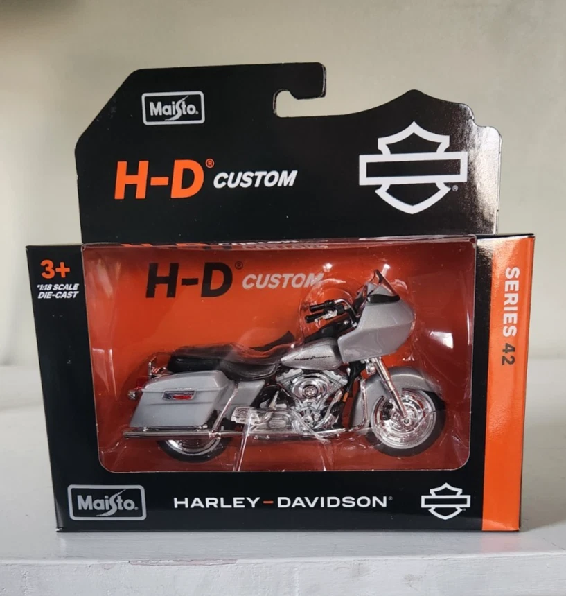 Maisto 🧿Harley-Davidson 2002 FLTR Road Glide Series 42 Foto 1 de 1