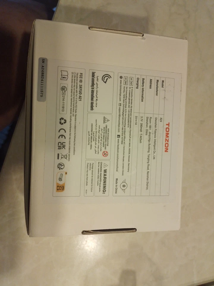 Tomzon Mini Drohne für Kinder Bunte LED RC Quadrocopter Kopflos Modus Höhenlage - Bild 1 von 2