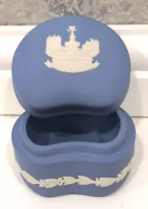 Wedgwood Jasperware Blue Trinket Box - Piccadilly Circus - Picture 1 of 7