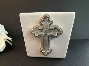 Vintage Planter with Cross 2 1/2” - Picture 1 of 2