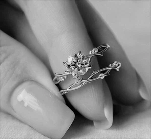 1.30Ct Near White Round Moissanite Bridal Wedding Ring Set 925 Sterling Silver - Picture 1 of 6