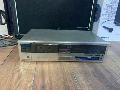 Deck de cassete estéreo TEAC V-400X - Imagem 1 de 4