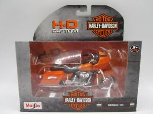 Maisto 1/18 Harley Davidson 2002 FLTR Road Glide Series 38 Motorcycle Diecast