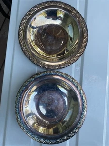 Set 2 Vintage WM Rogers Silverplate "Spring Flower" Small 7 1/4" Bowl plates - Picture 1 of 5