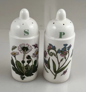 Portmeirion Botanic Garden Salt & Pepper Shakers 4.25" England - Picture 1 of 7
