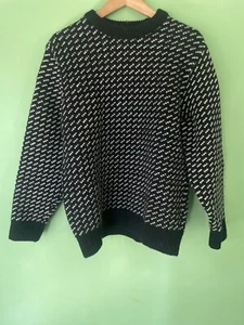 Vintage L.L. Bean Blue & White Birds Eye Crew Neck Norwegian Sweater Medium - Picture 1 of 3