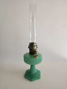 Aladdin Corinthian B-115 Lamp Jadeite Jade Green Model B Burner With Chimney - Picture 1 of 16