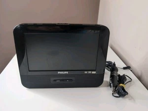 Philips PD7022/05 Tragbarer DVD Player 18cm Breitbild mit Ladegerät voll funktionsfähig - Bild 1 von 9