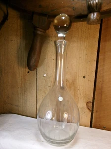 Vintage Romania Etched Clear Crystal Glass Decanter with Heavy Glass Stopper - Picture 1 of 7