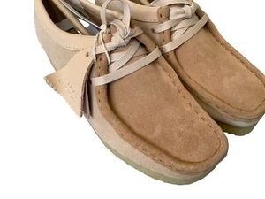 BRAND NEW - Clarks Women’s Wallabee Light Tan Suede - MSRP$150 - Picture 1 of 4