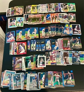 410+ Greg Maddux MLB Premium Baseball Karten Lot Einlagen Atlanta Braves HOF 4X CY - Bild 1 von 3