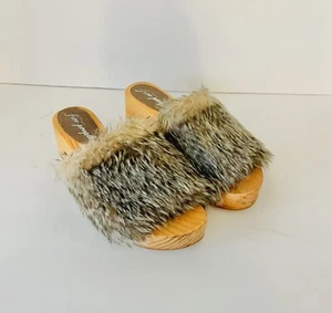 Free People Faux Fur Sonnet Clogs Wooden Slide Sandals Gray Combo 38/ Us 7- 7.5 - Picture 1 of 11