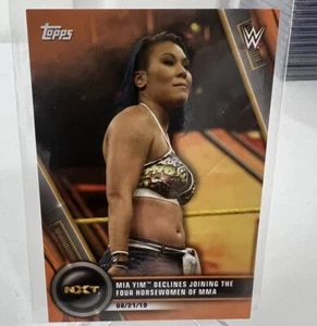 2020 Topps WWE Women's Division Orange#71 Mia Yim Declines Four Horsewomen 20/50 - Picture 1 of 5