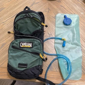 Camelback Maximum Gear M.U.L.E. Backpack Green 3L / 100oz Pockets Green - Picture 1 of 13