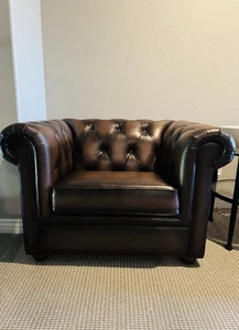 Pottery Barn Chesterfield Roll Arm Chair - Set of 2 - Burnished Walnut Leather - Picture 1 of 13