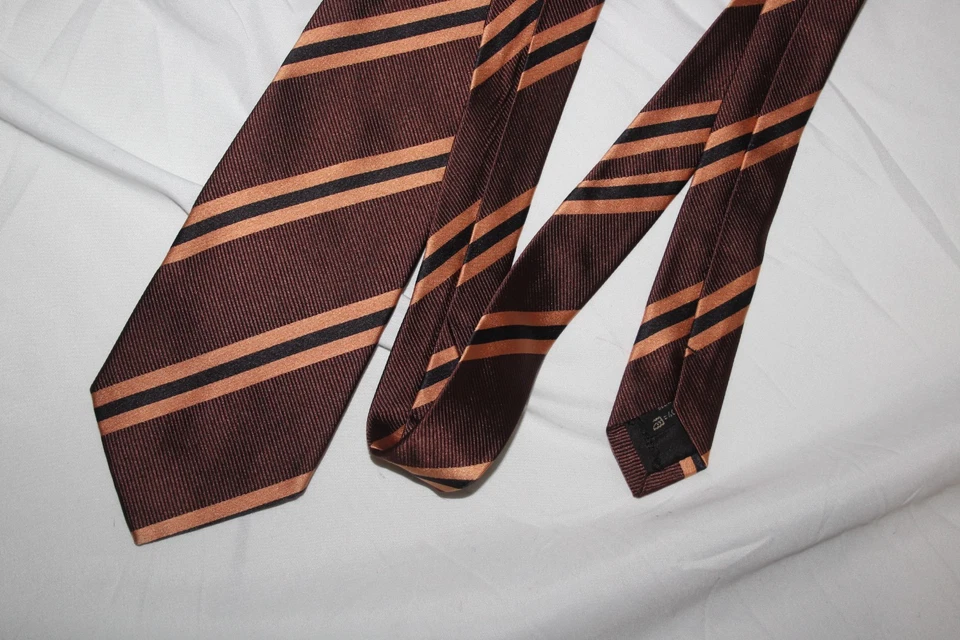 Corbata de seda ERMENEGILDO ZEGNA marrón negro a rayas hecha en Italia 57 pulgadas 3,5 pulgadas Foto 1 de 4