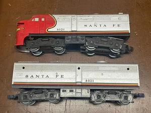 Locomotiva diesel Lionel originale del dopoguerra 8020 e 8021 unità Santa Fe non testata - Foto 1 di 15