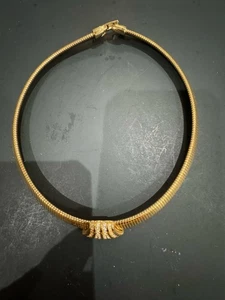 Collana vintage Napier Omega con strass  - Foto 1 di 5