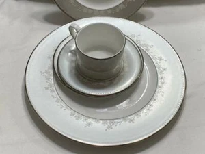 Lenox Bellina Platinum China 62pc Dinnerware Place Settings Set for 12 New - Picture 1 of 12