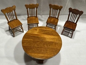 Dolls House 4" Round Pedestal Dining Table with 4 Chairs, Artisan Made - Picture 1 of 18