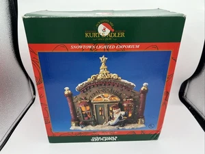 Villaggio di Natale Kurt S. Adler Snowtown illuminato emporio con scatola BELLO! - Foto 1 di 8