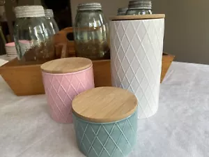 Lot of 3 Kitchen Storage Canisters Set Diamond Design Ceramic With Wooden Lids - Picture 1 of 6