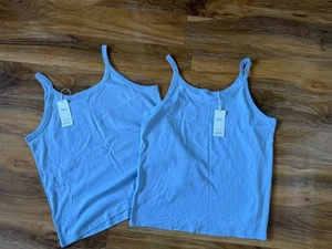 2 X HELLBLAUE M&S "THE SLIM" TRÄGERTOPS / CAMISOLE TOPS - GRÖSSE 20 - BAUMWOLLE - MIT ETIKETT - Bild 1 von 6