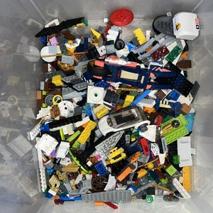 Piezas y piezas de construcción aleatorias de Lego de 1,5 lb - Imagen 1 de 5