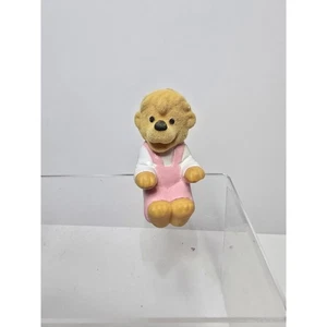 Vintage Berenstain Bears 1989 Sissy Bear Pink Overalls 2.5” Plastic Figure Fuzzy - Picture 1 of 5