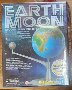2003 EARTH MOON Model Making Kit Paint Glow In Dark sealed 🌎🌔 - Picture 1 of 3