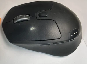 Logitech M720 Triathlon Multi-Device Wireless Mouse -Black- Tested/Works IN6205 - Picture 1 of 5
