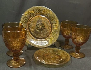 4 Vintage Indiana Glass Amber Goblets w/ 2 Plates Sandwich Pattern - Snack Set - Picture 1 of 6