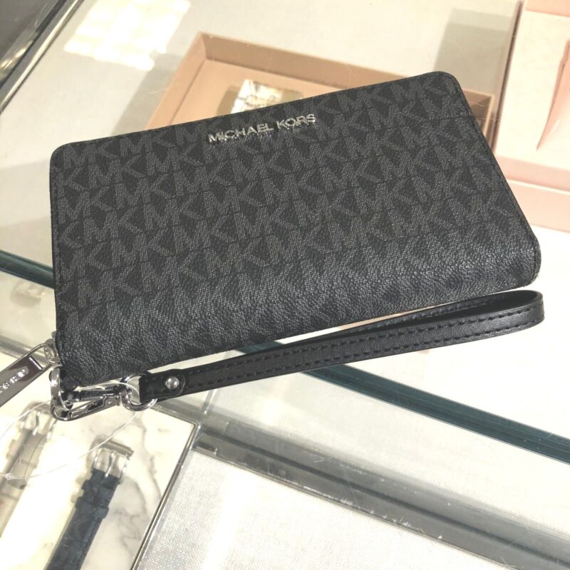 Discount Wholesale Michael Kors Women Jet Set Travel Large Flat Zip MF Phone Case Wristlet Wallet