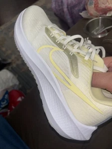 Nike Women’s Pegasus 39 Womens Size 9 Sail Citron Tint Alabaster FD0796 100 New - Picture 1 of 7