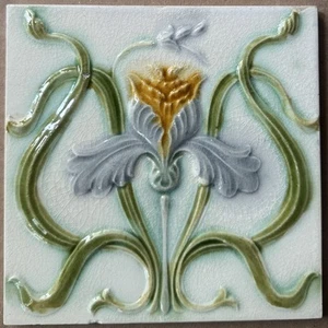 ANTIGUO -ART NOUVEAU- EUROPEO - AZULEJO MAYÓLICA C1900 - Imagen 1 de 4