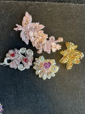 Lote de apliques de tela de cuentas de tubo de semillas de lentejuelas florales vintage arte de boda Foto 1 de 4