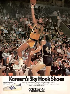Scarpa da basket Adidas Abdul Jabbar Sky Hook vintage 1981 pubblicità stampa - Foto 1 di 1