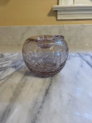 "Figura de fruta de vidrio artístico transparente soplado a mano de colección de vidrio craquelado de manzana rosa de 3"" de alto" Foto 1 de 4