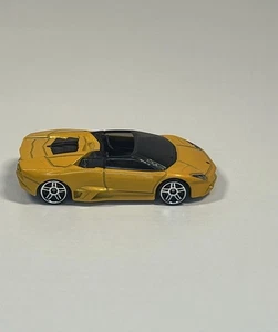 2010 Hot Wheels Lamborghini Reventon Roadster Yellow Loose Great Condition - Picture 1 of 6