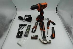 Taladro/controlador inalámbrico BLACK+DECKER 12V MAX (BCDD12C) + kit de herramientas - Imagen 1 de 5