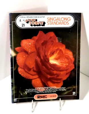 E-Z Play Today 21 SingAlong STANDARDS Piano/Organ/Keyboard -Hal Leonard-Chord Ch - Image 1 of 4