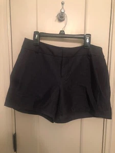 NWT New Navy Blue ELLE STRETCH Shorts Women’s Size 2 $40 - Picture 1 of 5